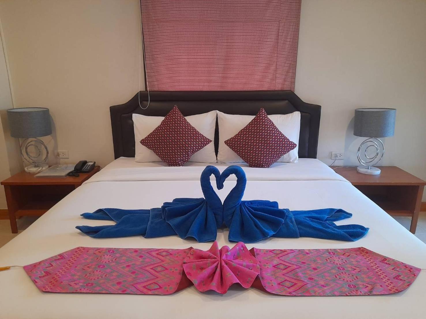 Aram Hotel Bãi biển Kata Ngoại thất bức ảnh